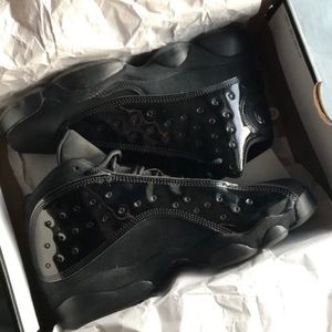 Jordan 13 (cap and gown)